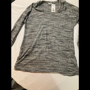 Splendid Heathered Gray Long Sleeve Top